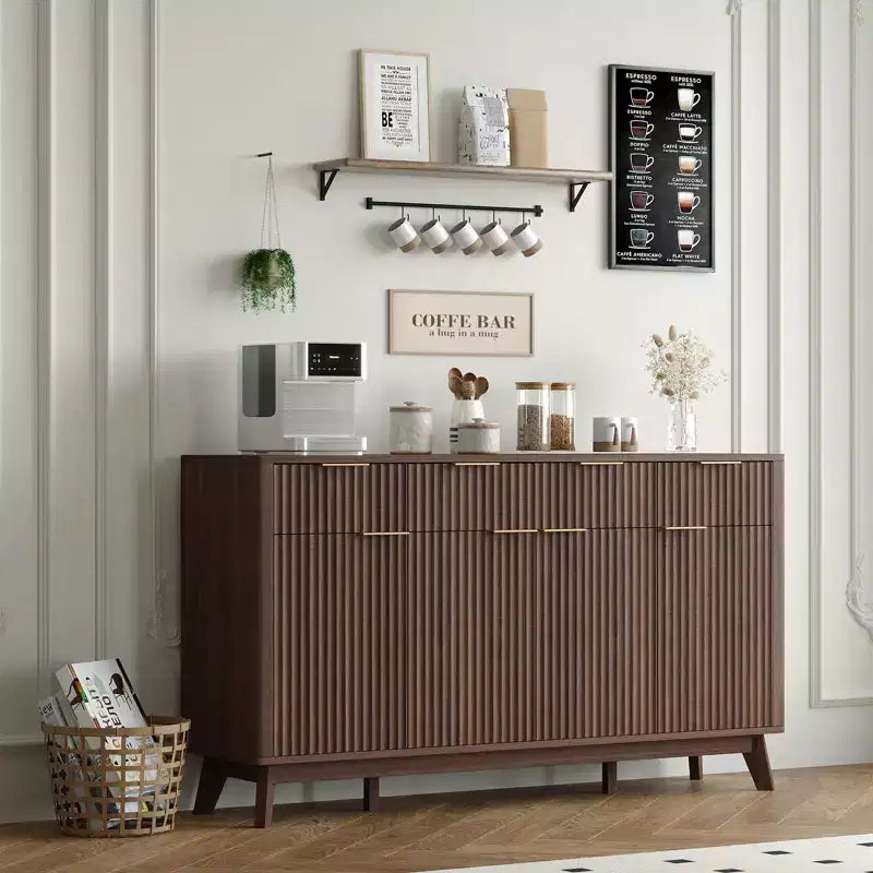 Madia/Buffet in rovere con scanalature, cassetti e ante, montaggio da 1 persona