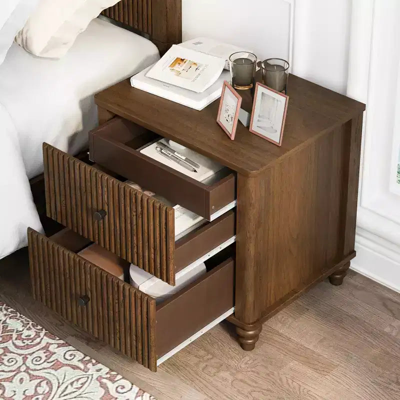 Set camera da letto 3 pezzi beige/noce – Letto matrimoniale/king size e 2 comodini