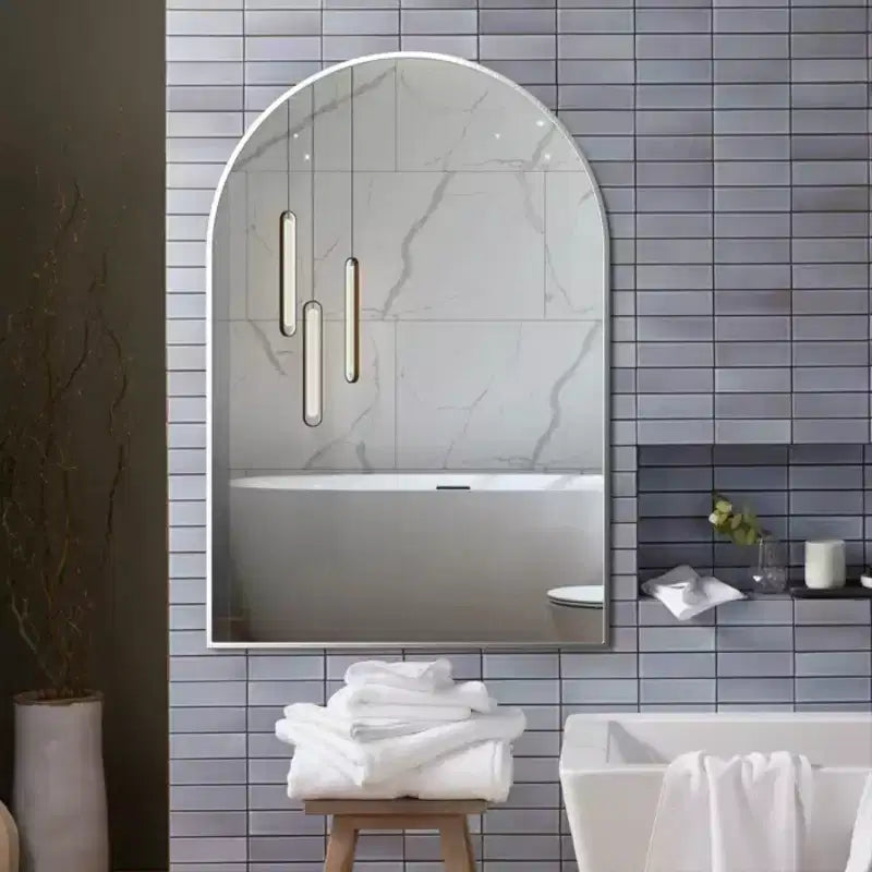 Specchio da parete ad arco 20"x30", nero/oro/argento, struttura moderna in metallo, singolo